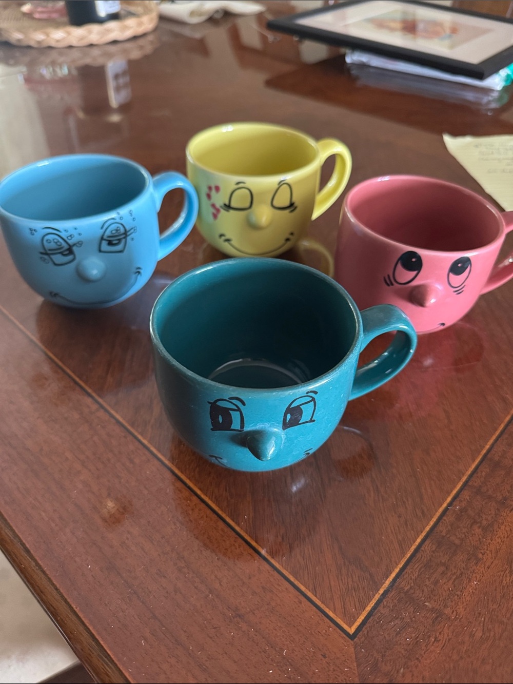 VTG Ceramic Face Coffee Mug Set - Teal, Blue, Yellow & Pink